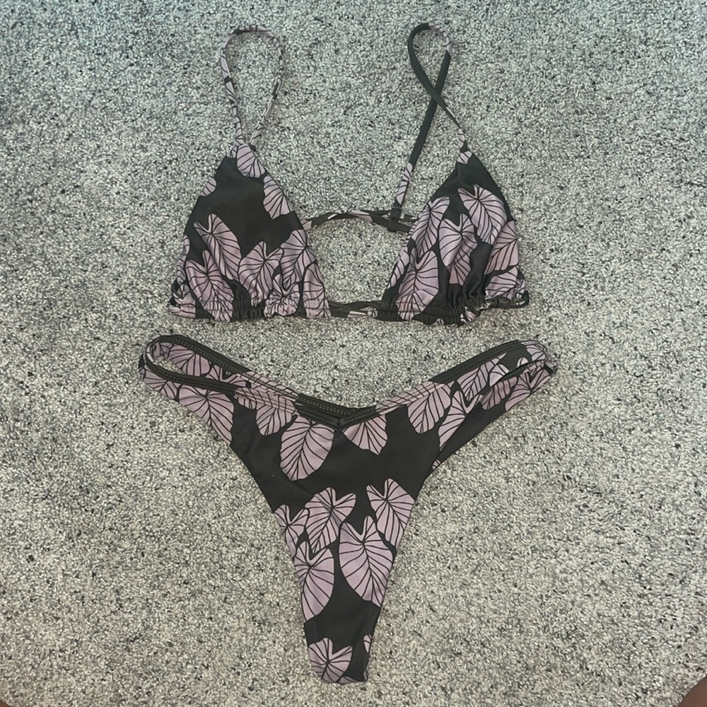 Benoa Bikini Set
